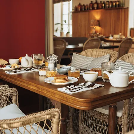 Hotel La Mission & - L'ile D'yeu